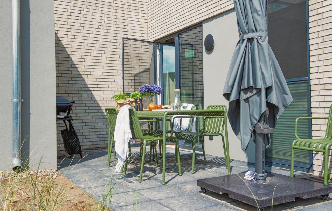 Awesome Home In Lembruch-Duemmer See With Kitchen エクステリア 写真