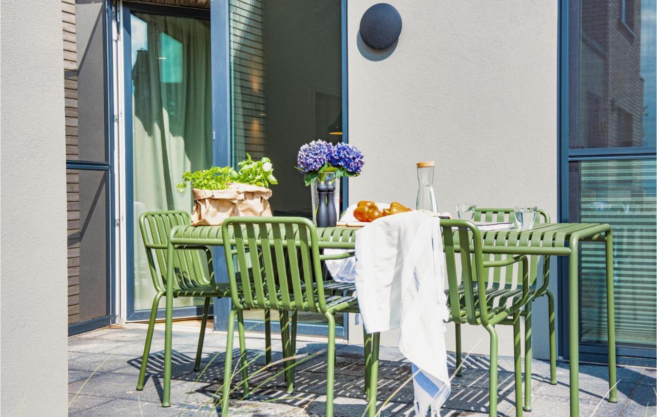 Awesome Home In Lembruch-Duemmer See With Kitchen エクステリア 写真