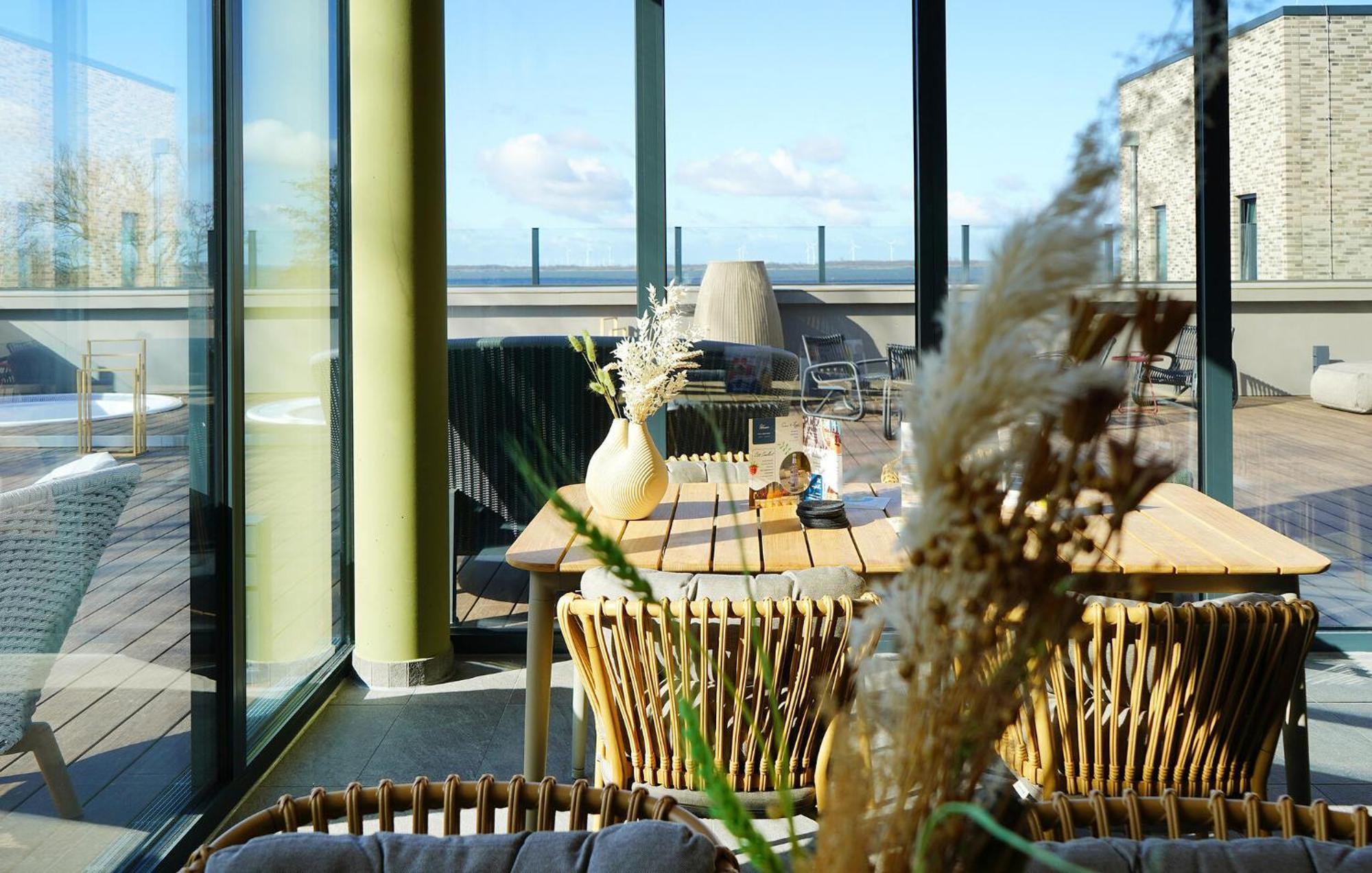 Awesome Home In Lembruch-Duemmer See With Kitchen エクステリア 写真